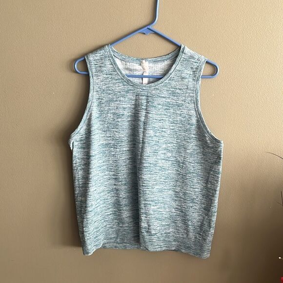 LIKE NEW ATHLETA IN MOTION SEAMLESS TANKTOP SIZE XL - Picture 2 of 4
